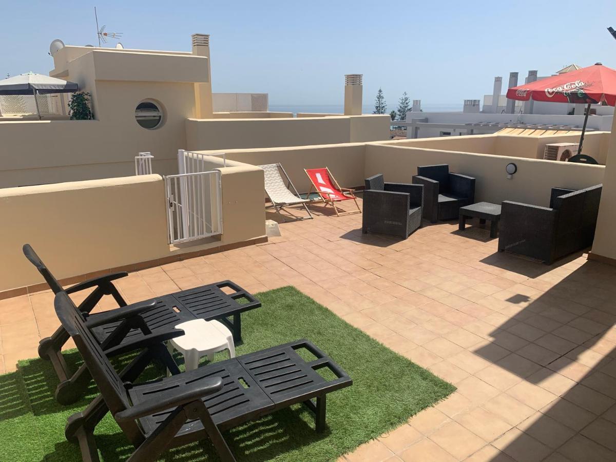 Ferienwohnung Apartamento Atico A 50 Metros De La Playa Will Rincón de la Victoria Exterior foto