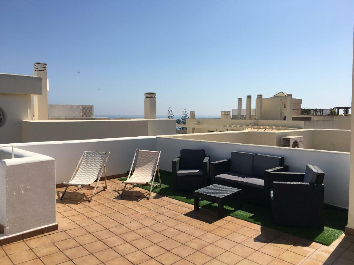 Ferienwohnung Apartamento Atico A 50 Metros De La Playa Will Rincón de la Victoria Exterior foto