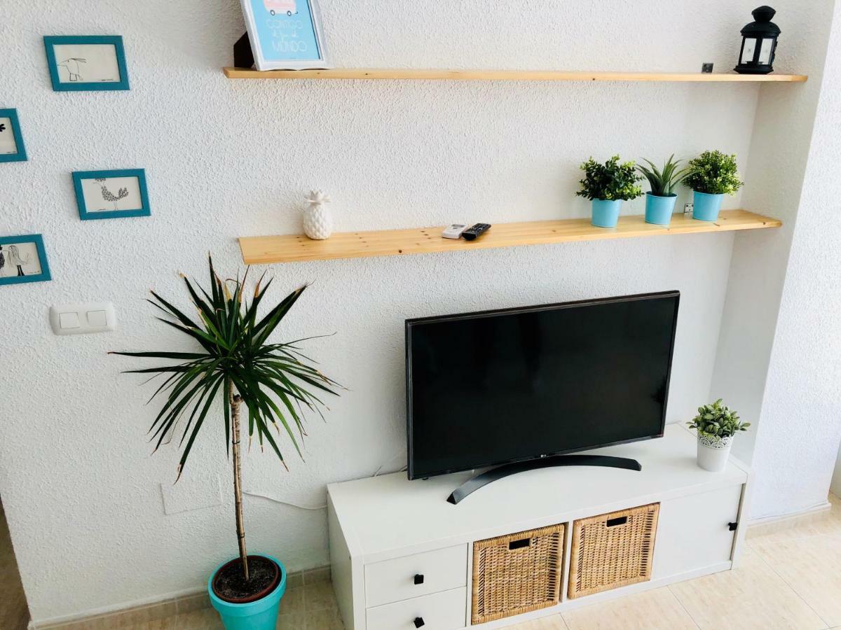 Ferienwohnung Apartamento Atico A 50 Metros De La Playa Will Rincón de la Victoria Exterior foto